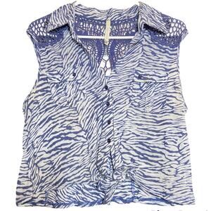 Anthropologie Paper Crane Button Down Tank Top Tie Front Crochet Zebra Blue M